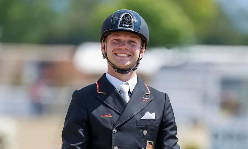 Ansbach: Raphael Netz siegt mit Glamourdoc