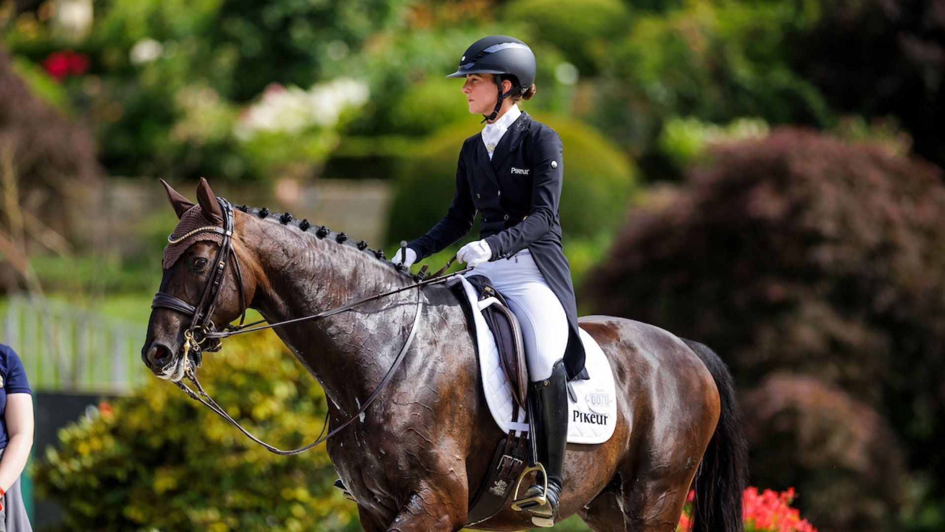 Lisa Müller und ihre fünf Grand Prix-Pferde