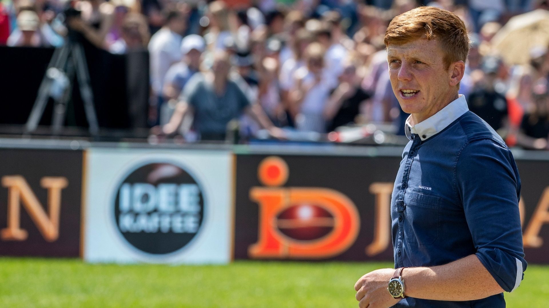 Matthew Sampson gewinnt The Mistletoe Stakes bei der London International Horse Show