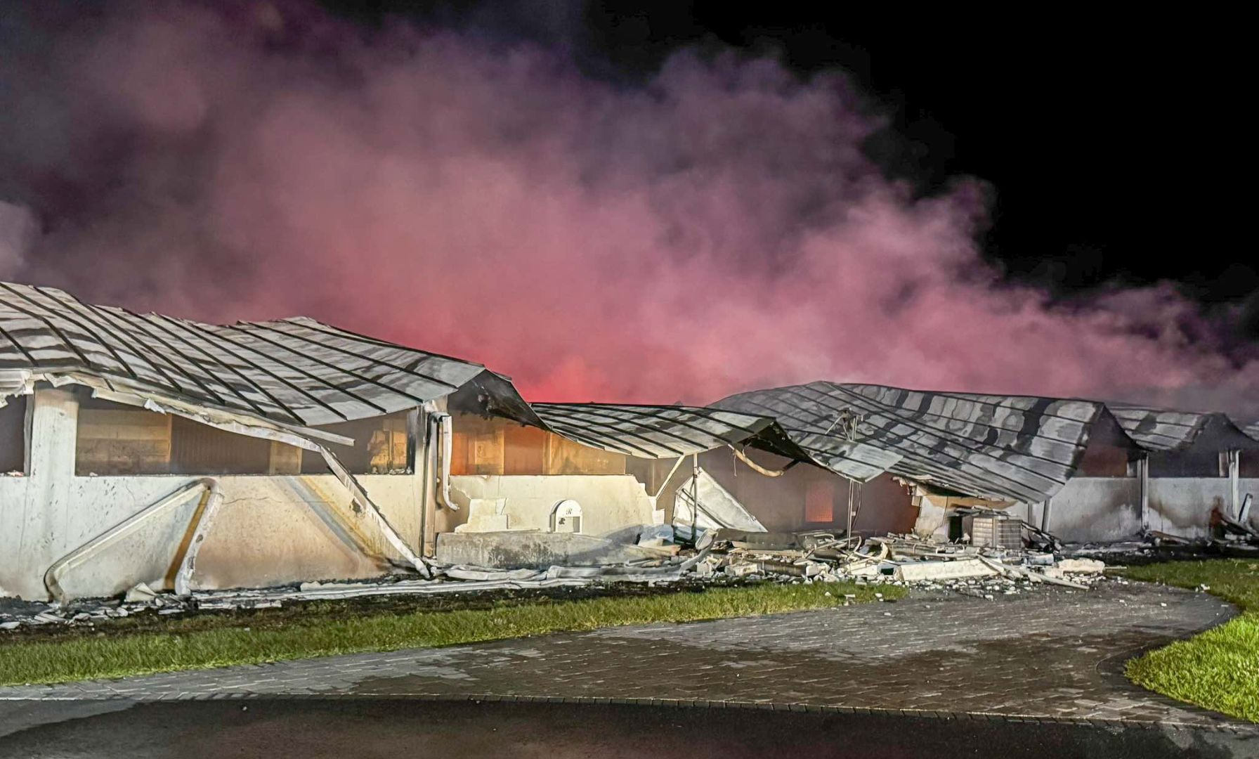 Tragedy in Florida: 21 horses perish in barn fire