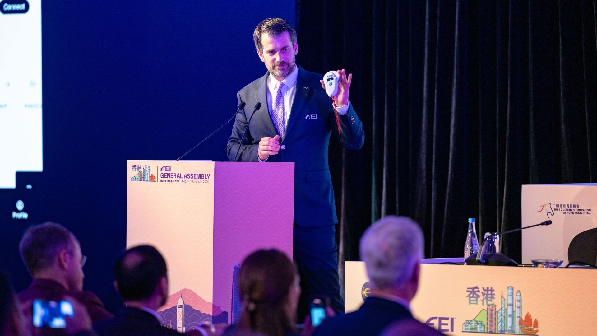 FEI führt digitalen Pferdepass ab 2026 ein