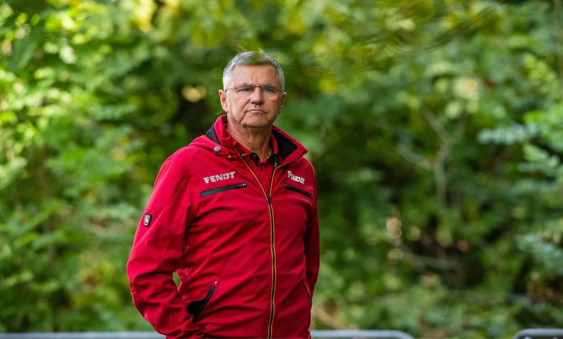 Otto Becker zeigt sich wieder im Springsattel auf Instagram