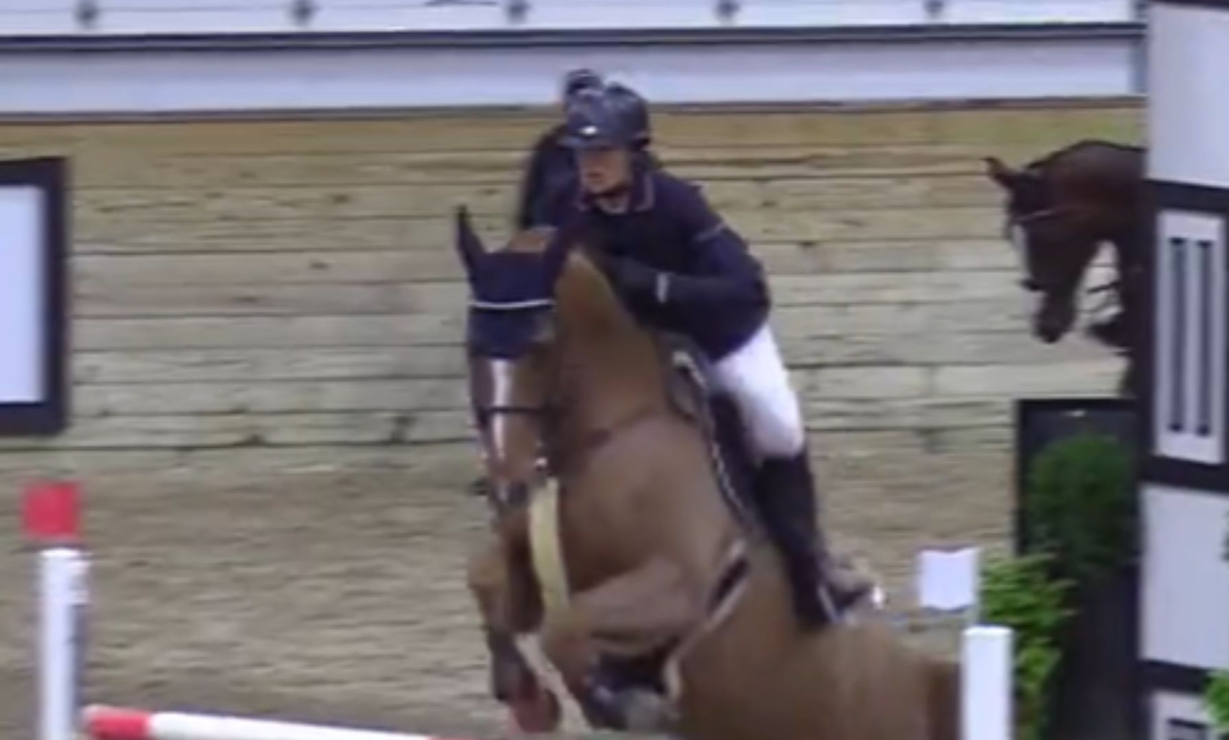 Kama Godek & Conny 409 Claim Victory