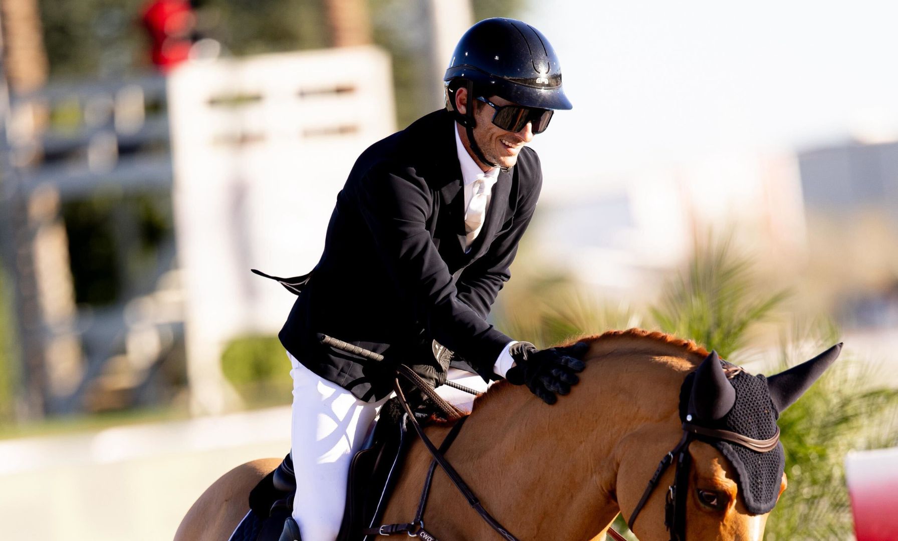 Mark Bluman and Phelina de Septon Capture the 5* Winning Round in the Desert