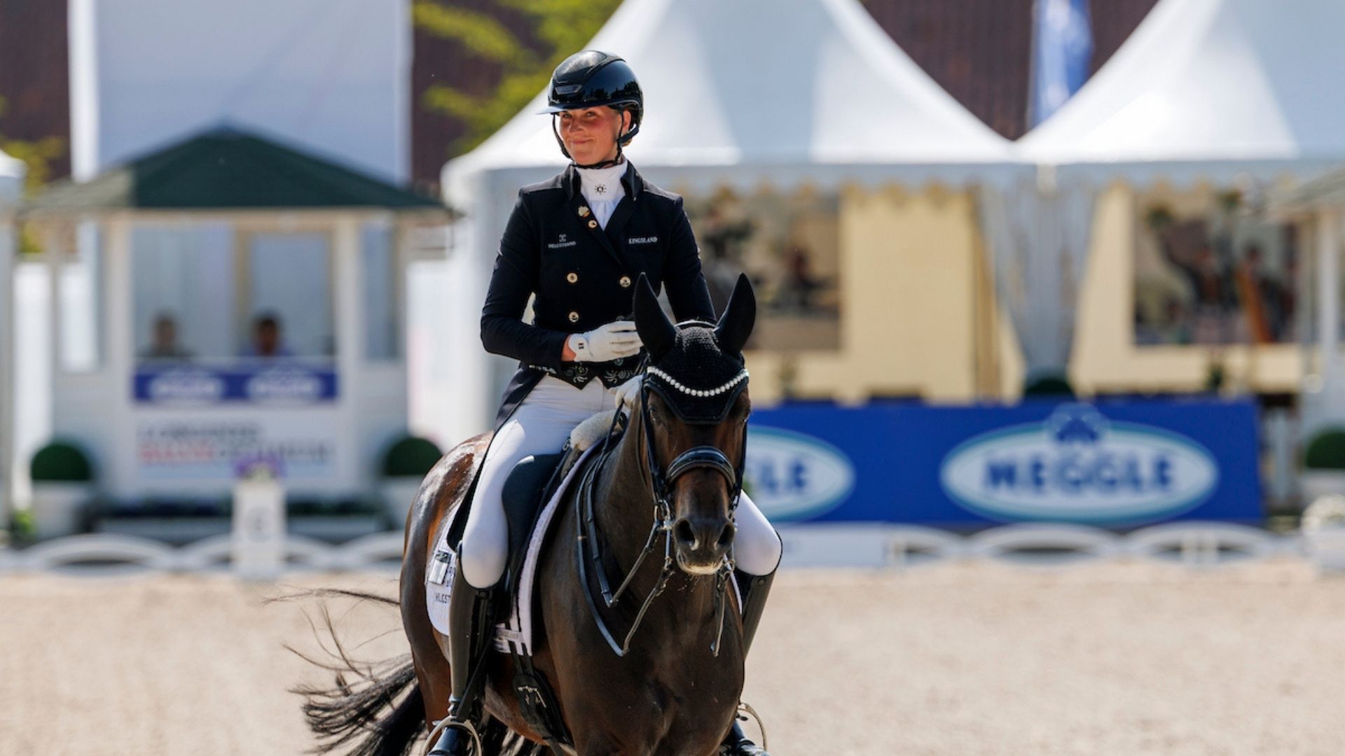 Be Sure FRH und Leonie Richter gewinnen die S* Dressur der Youngster Tour in Oldenburg