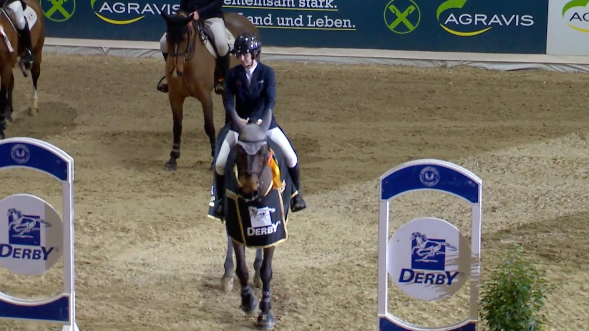 Katrin Eckermann und Iron Dames Cascajall NRW siegreich in der Qualifikation zum Großen Preis von Münster