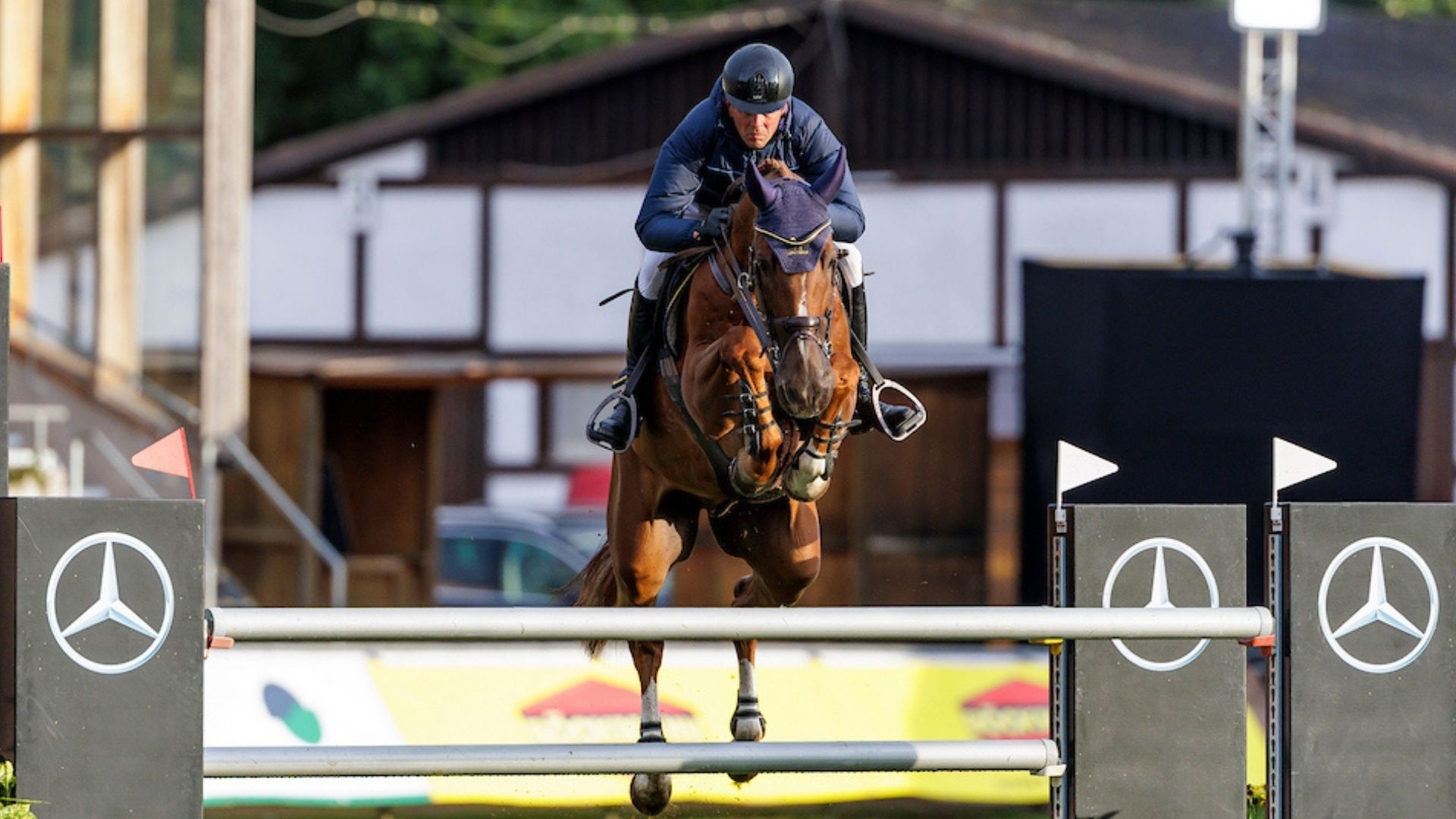 Deutscher Doppelsieg im Finale der CSI2* Tour in Kronenberg