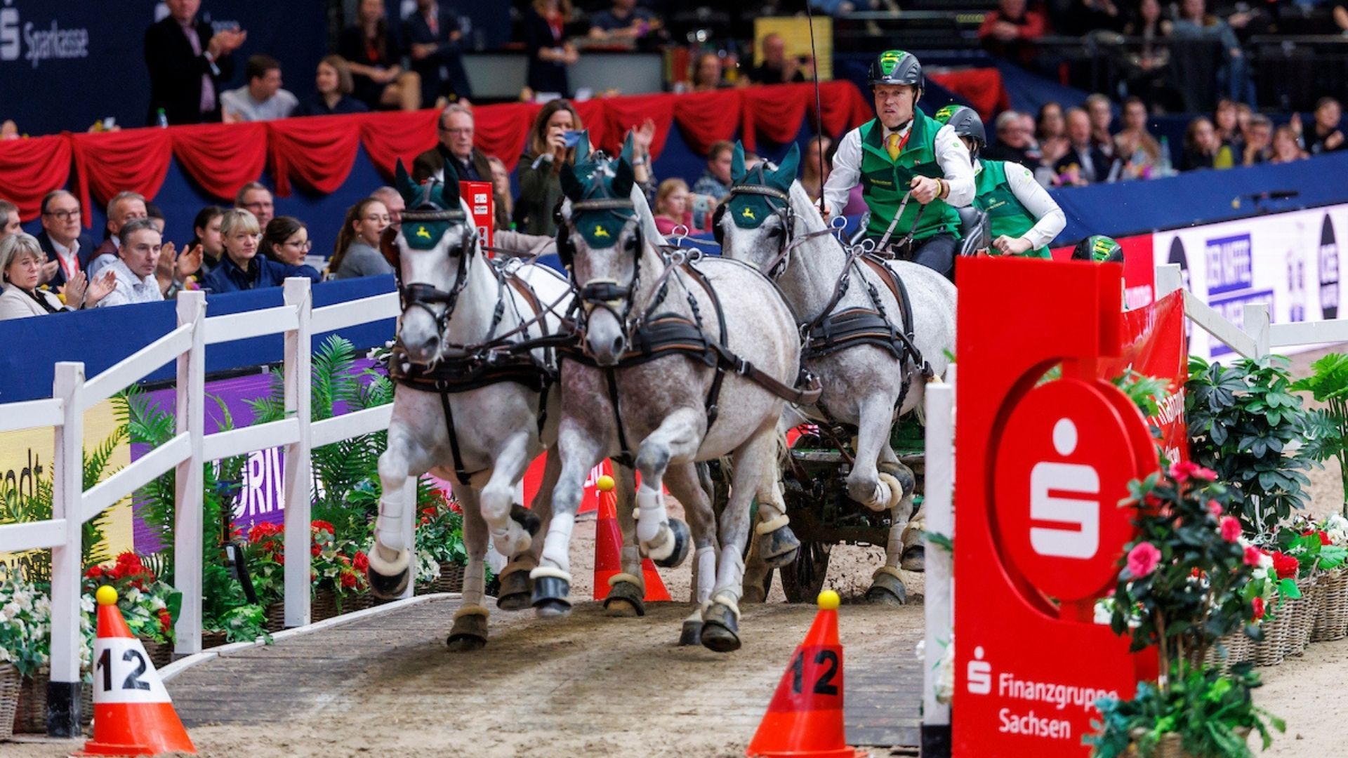 Bram Chardon unschlagbar im FEI Driving World Cup™ von Leipzig