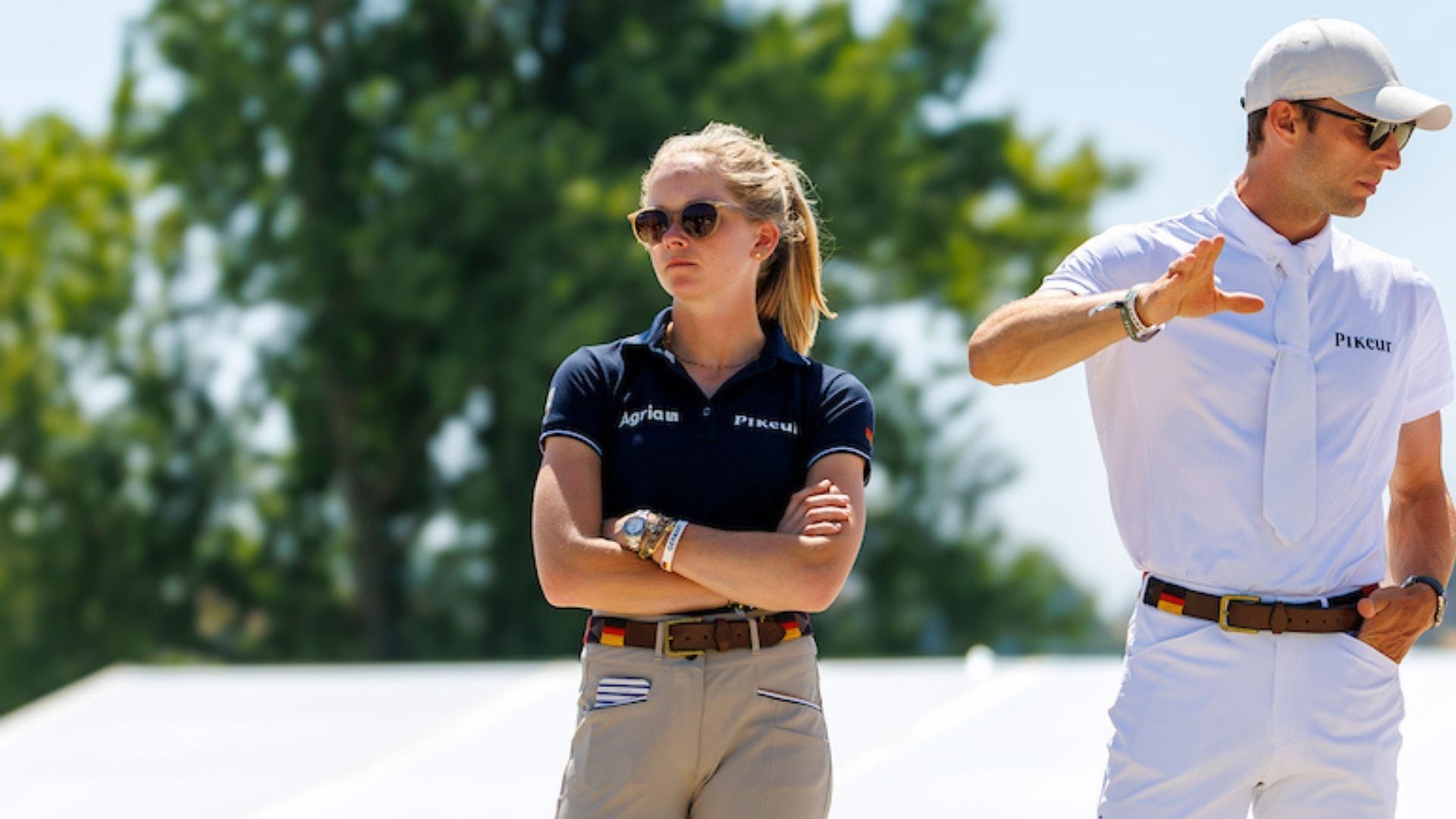 Sophie Hinners gewinnt zum Auftakt in Dinard!