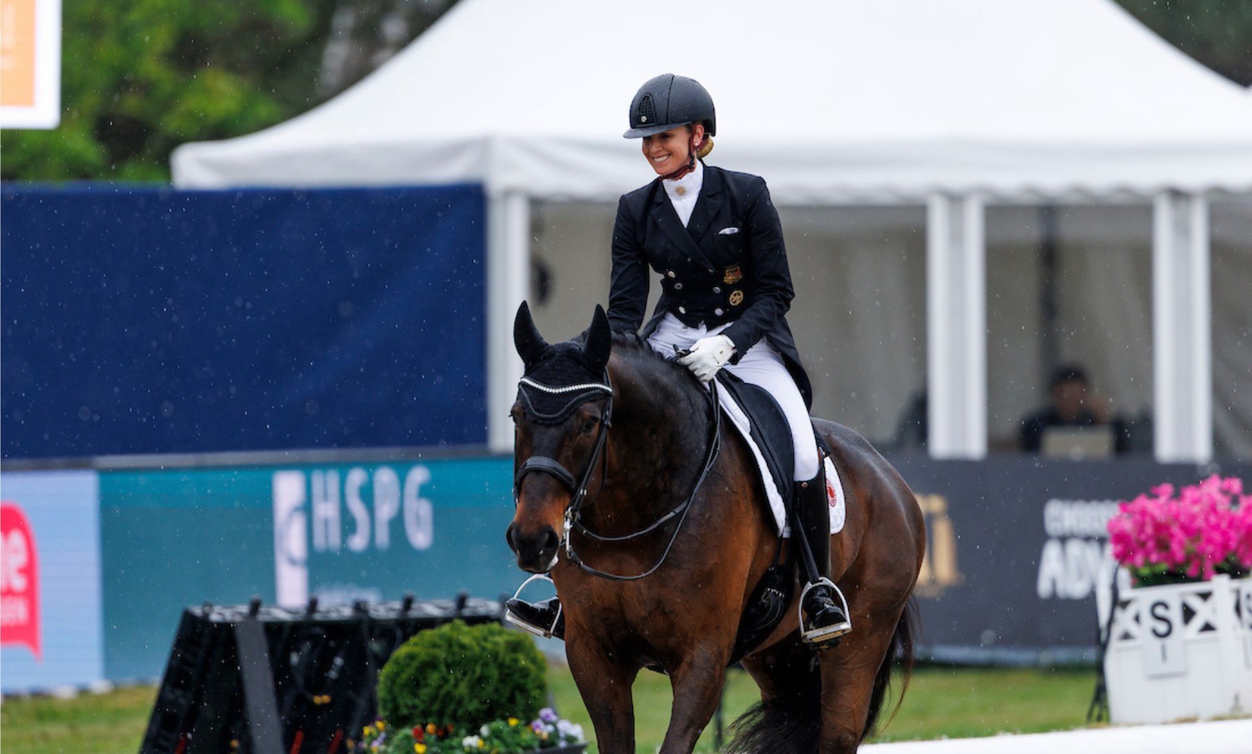 Jessica von Bredow-Werndl triumphiert im CDI5 Grand Prix Special von München