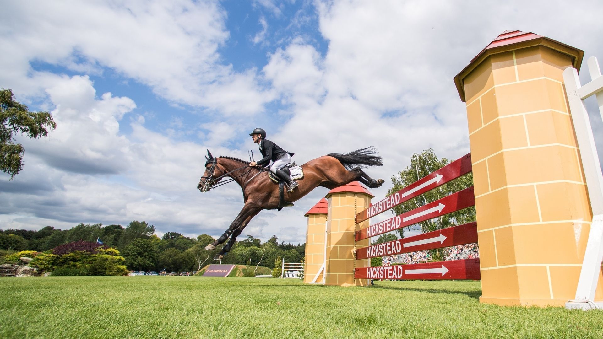 Millie Allen gewinnt das CSIO5*-Springen in Hickstead