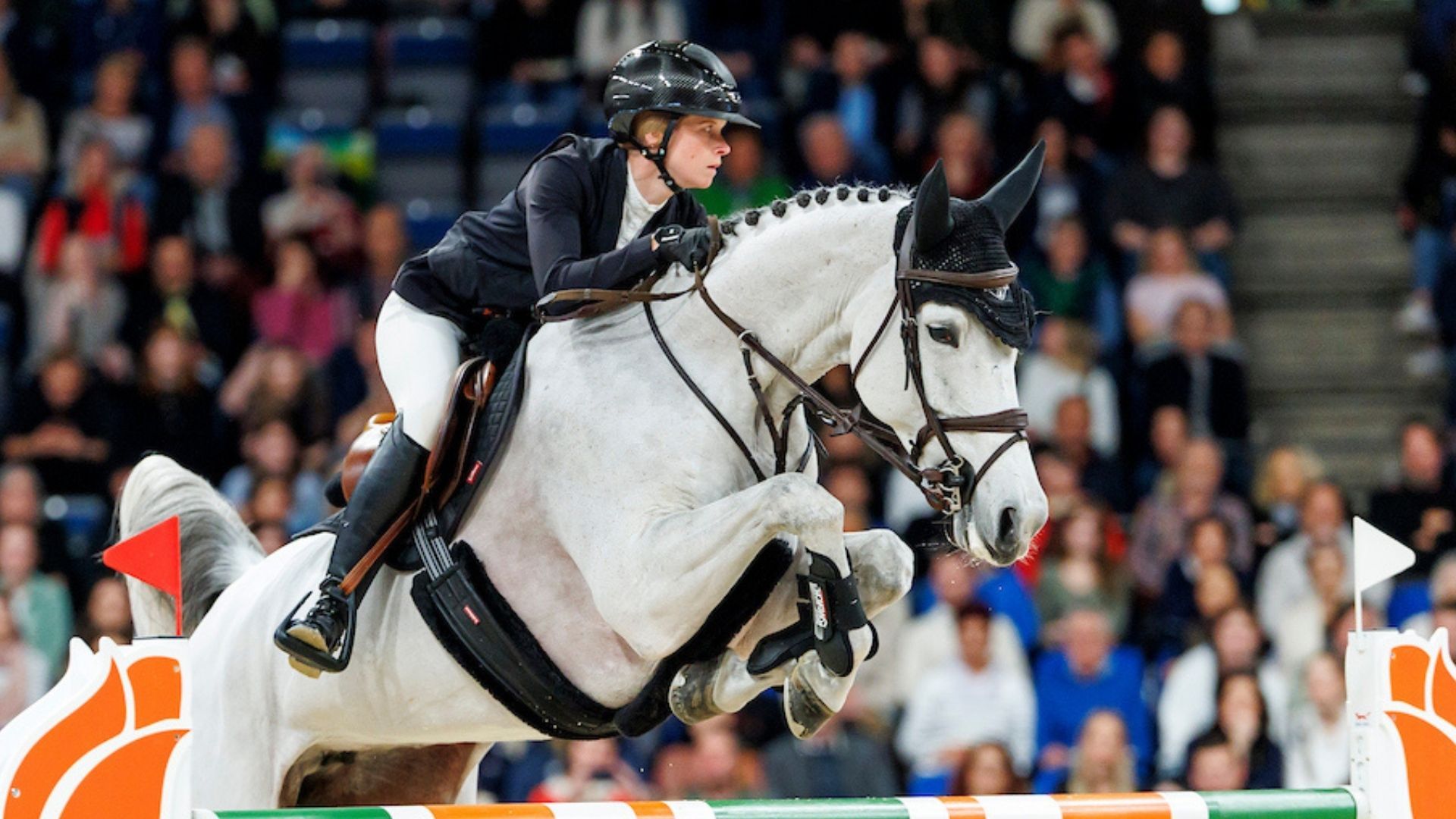 Sophie Hinners und Call Me Jabri auf Rang 3 im CSI5* Eröffnungsspringen von Genf