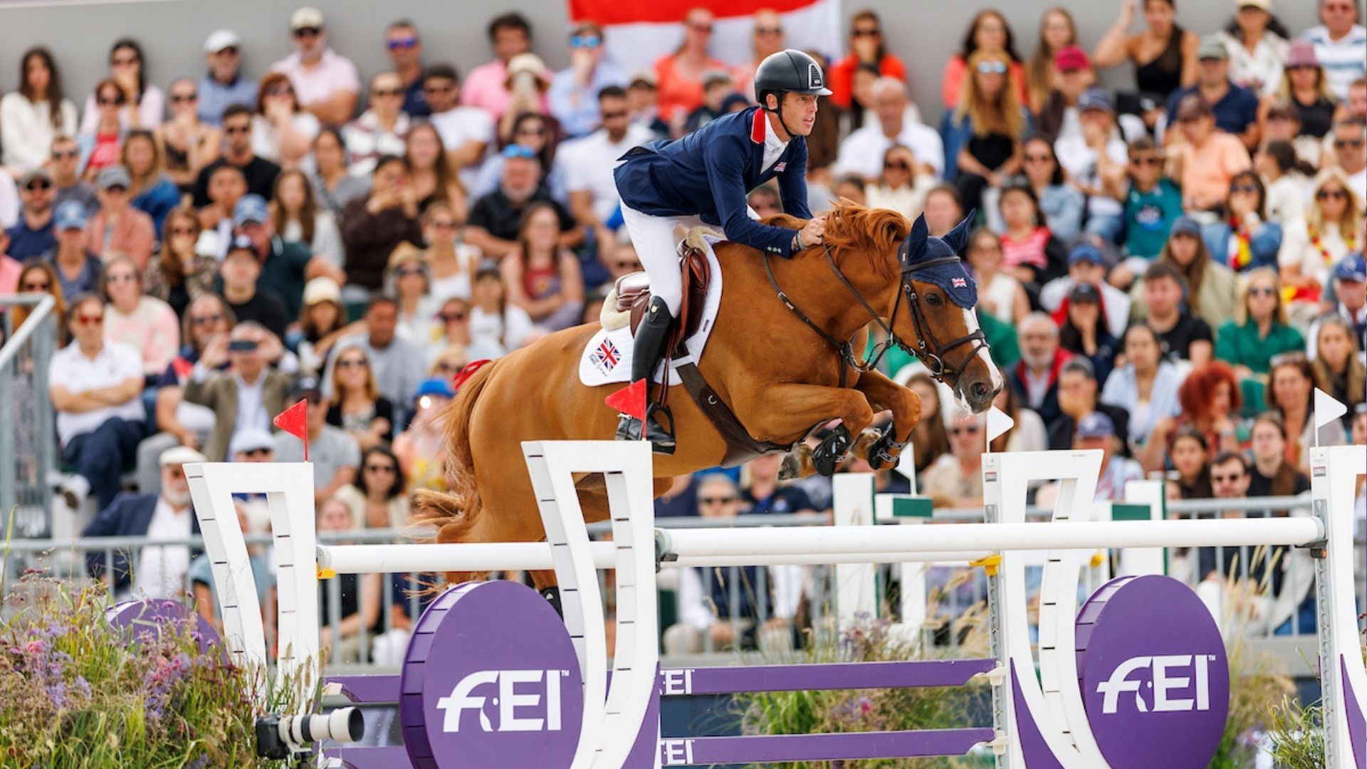 Spannung im Grand Prix of the City of Barcelona: Scott Brash siegt mit Hello Folie