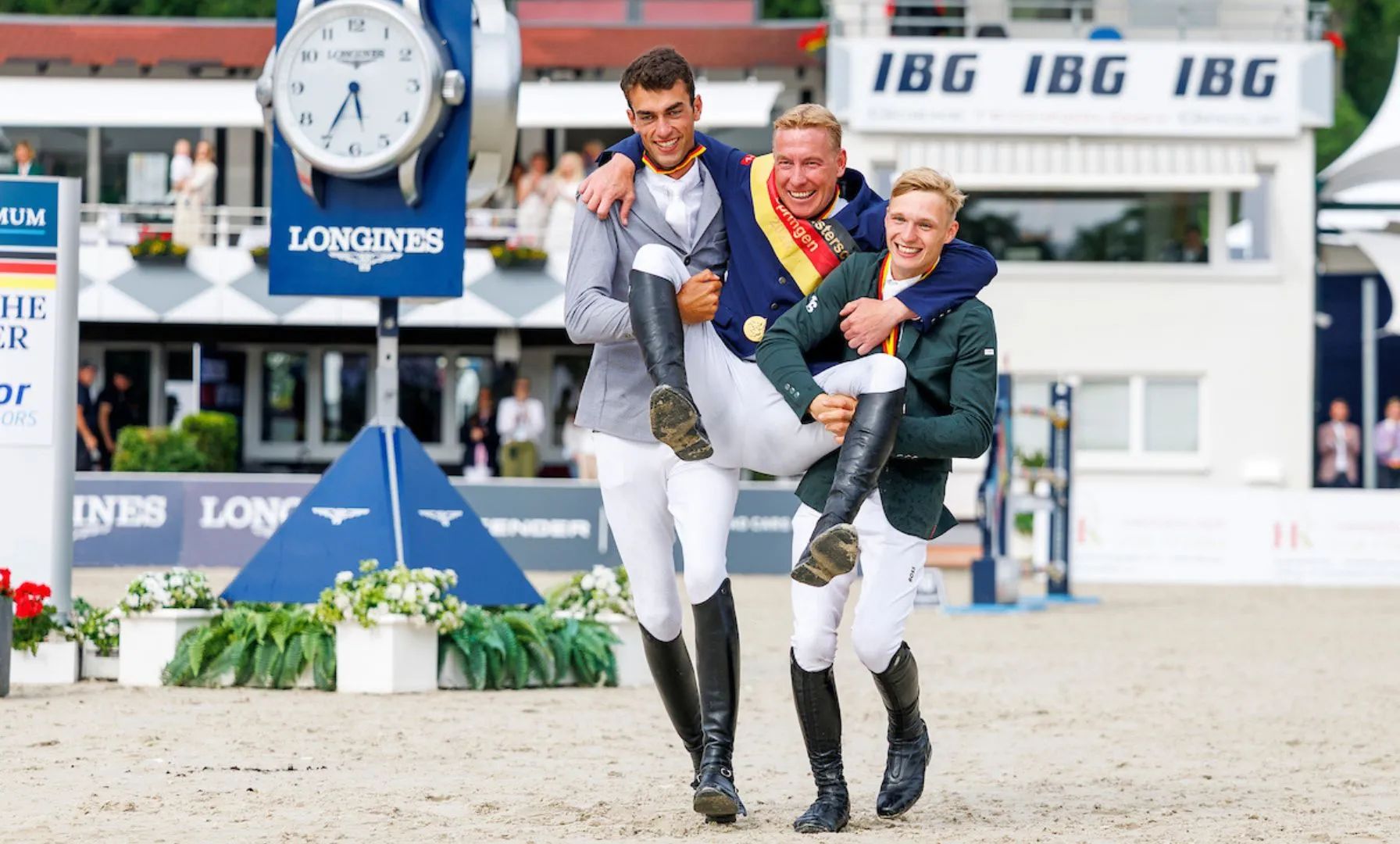 Mario Stevens holt sich dritten Deutschen Meistertitel im Springreiten