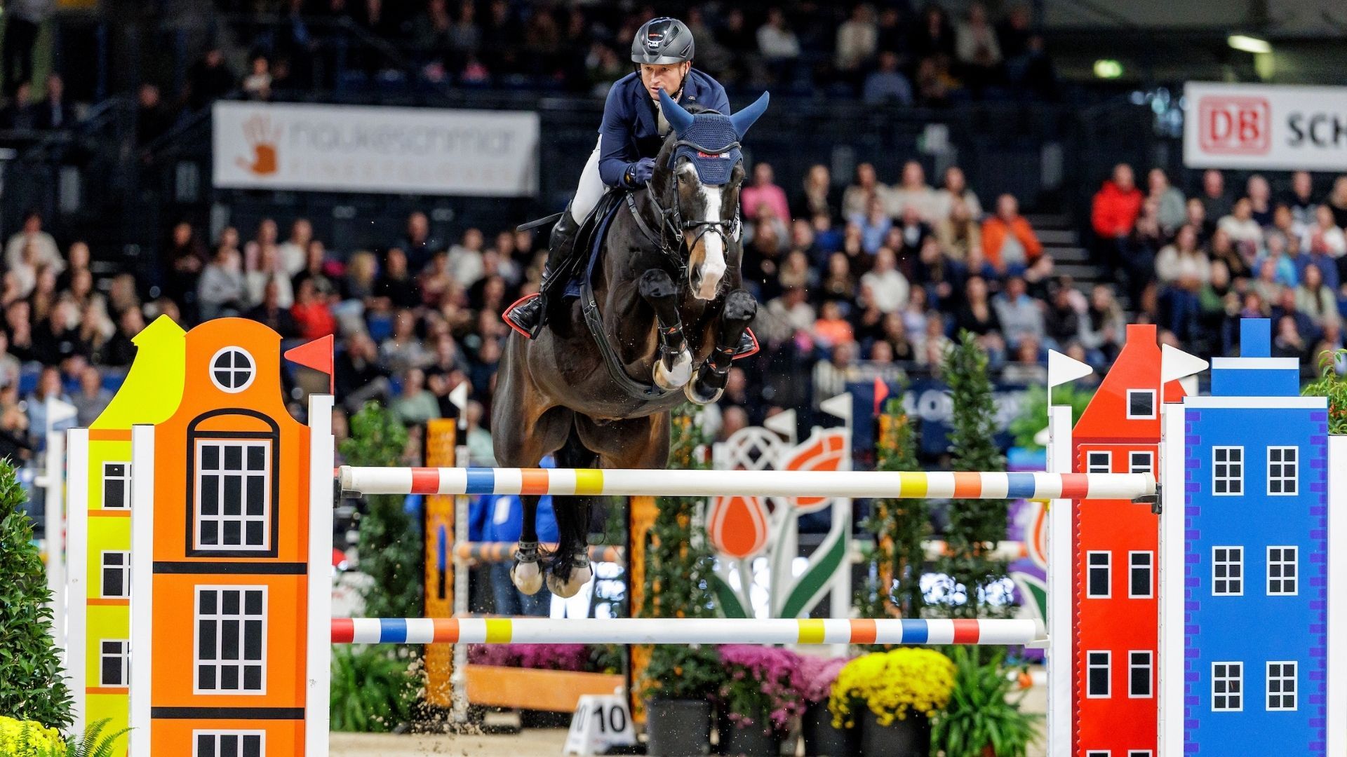 Michael Jung auf Rang 2 im CSI5* Range Rover Cup