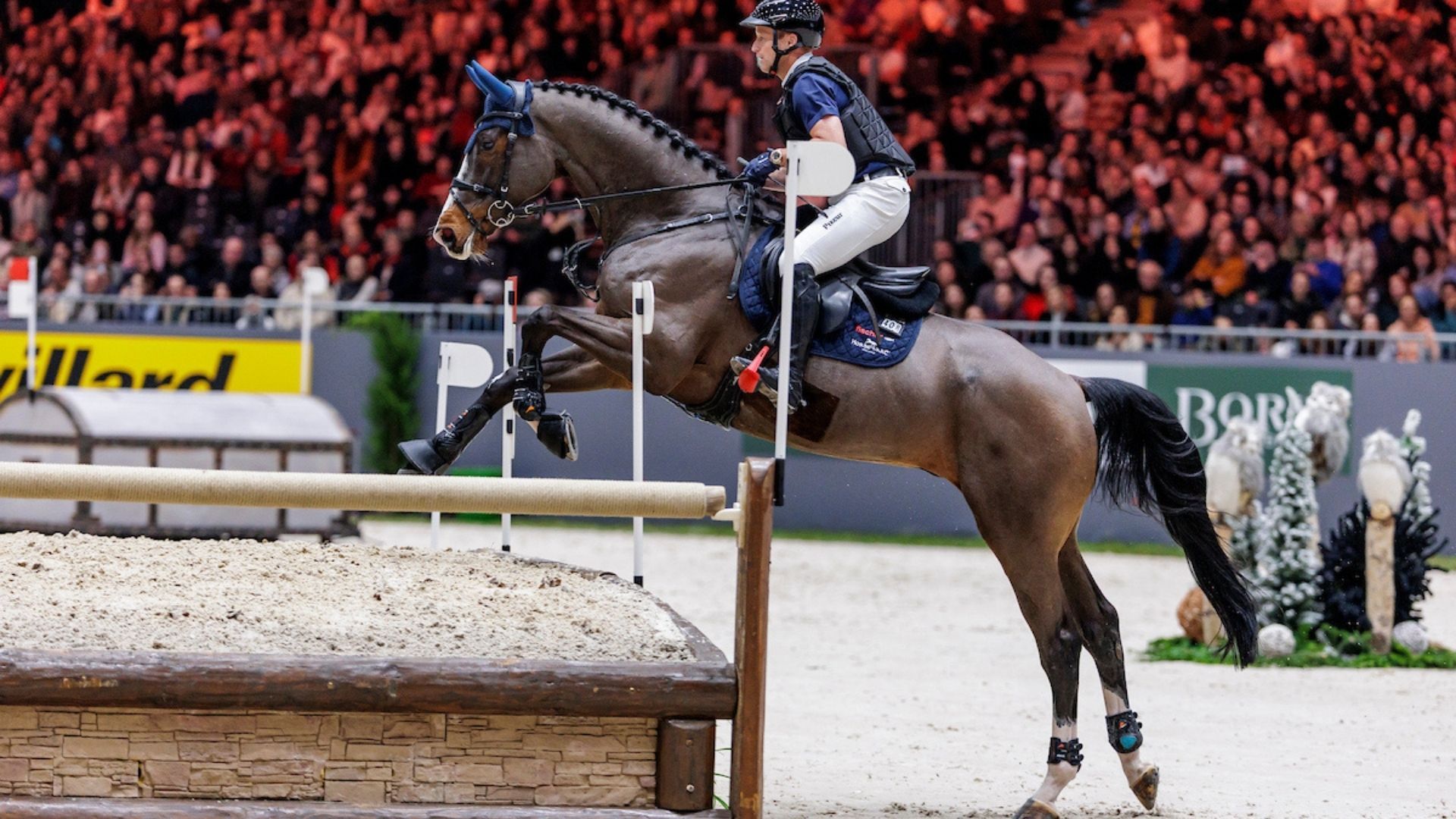 Michi Jung und Calvin Böckmann beim Indoor Cross in Genf