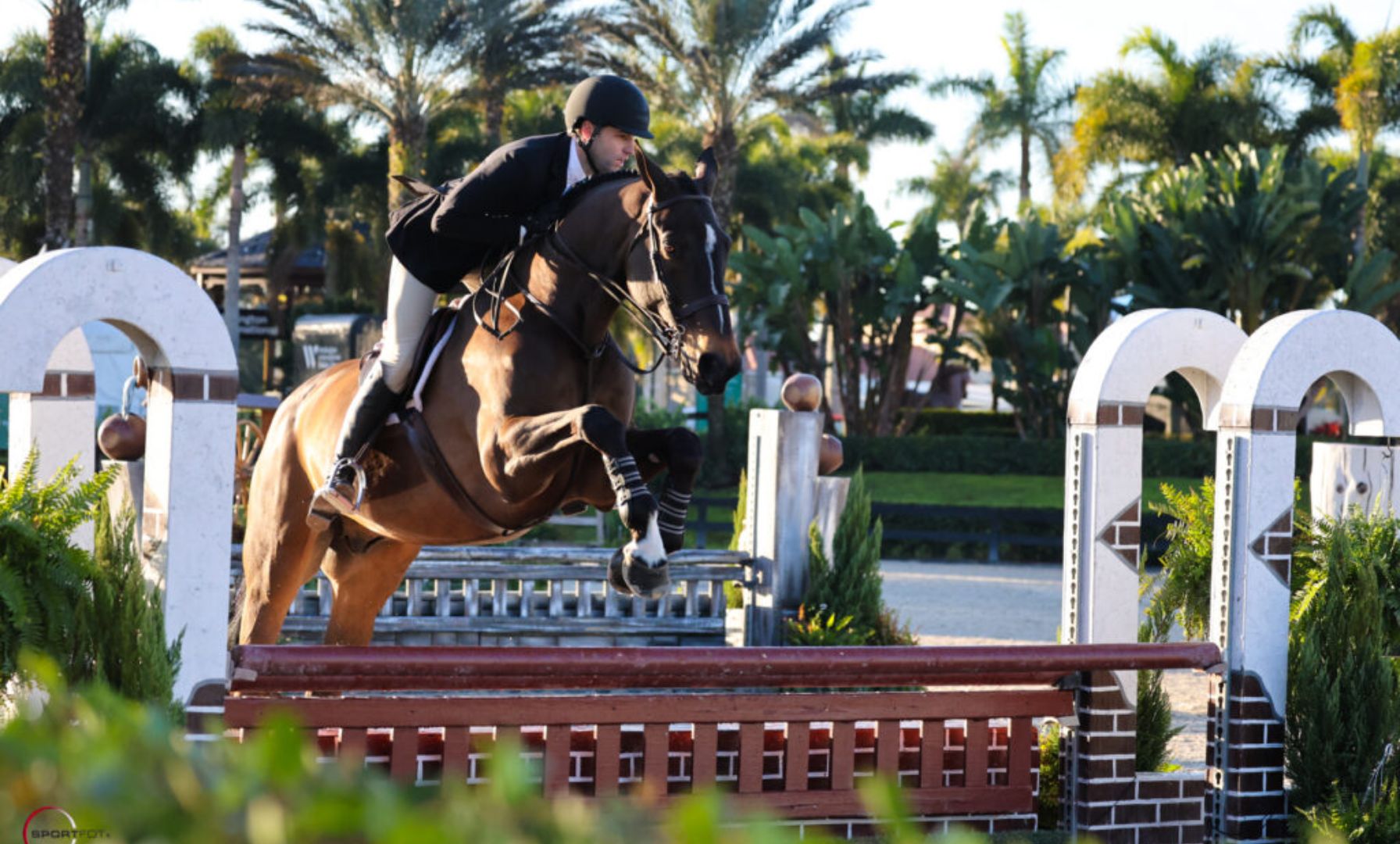 Brenden Weiss Claims Ariat National Adult Medal