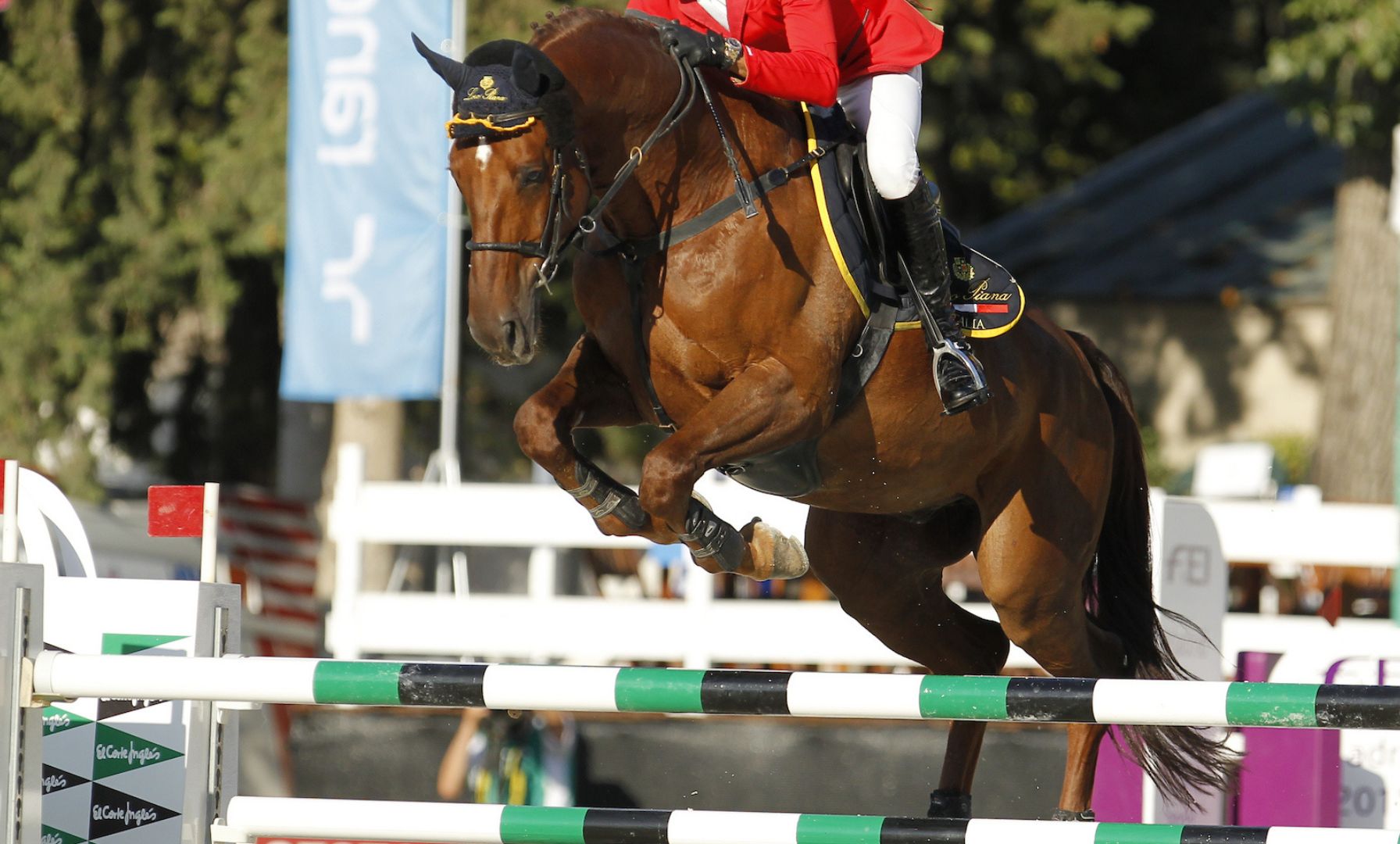 Vale and Carissimo Deliver Dazzling Showdown Under the Lights at Devon