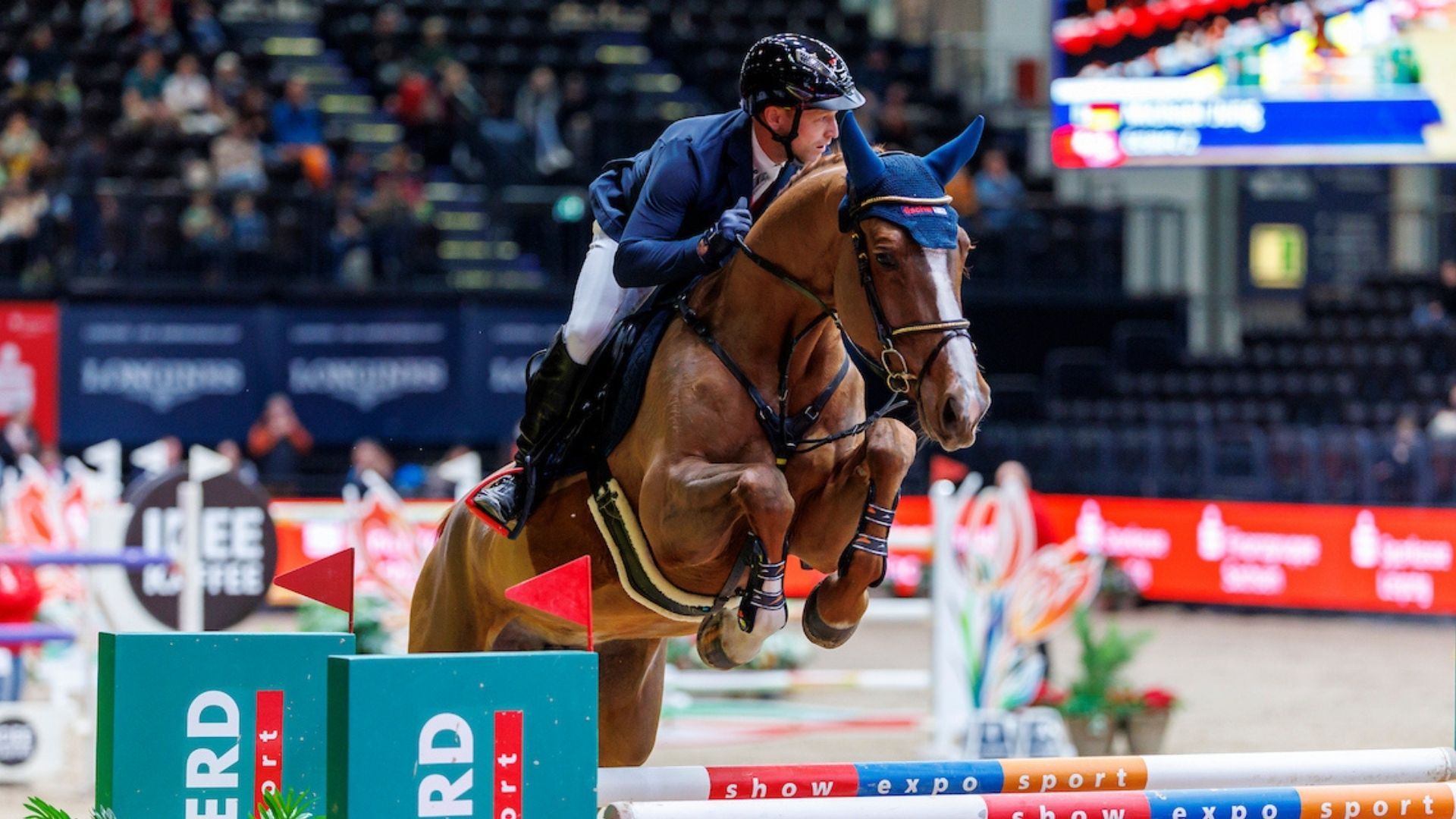 Michael Jung siegt im CSI5* IDEE KAFFEE-Preis in Leipzig