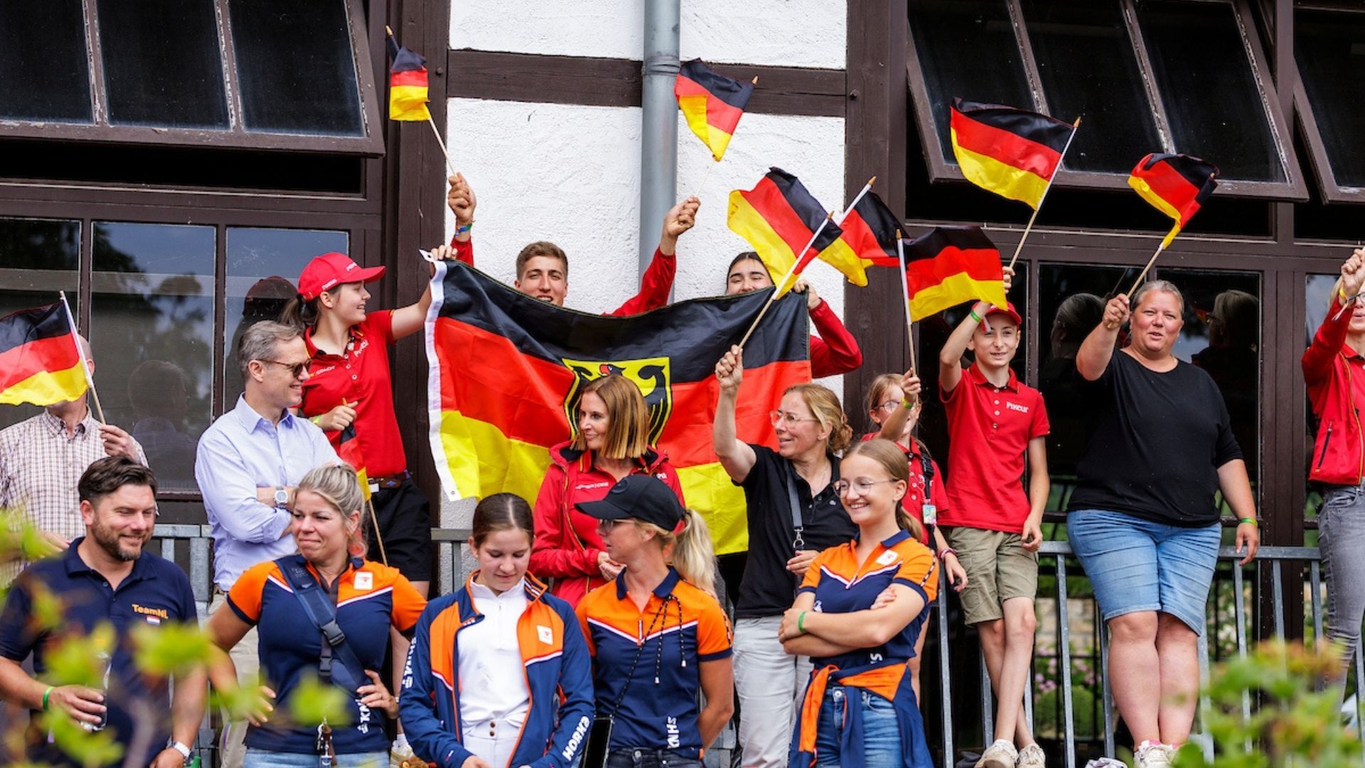Start der Ponys, Children und Junioren EM in Frankreich