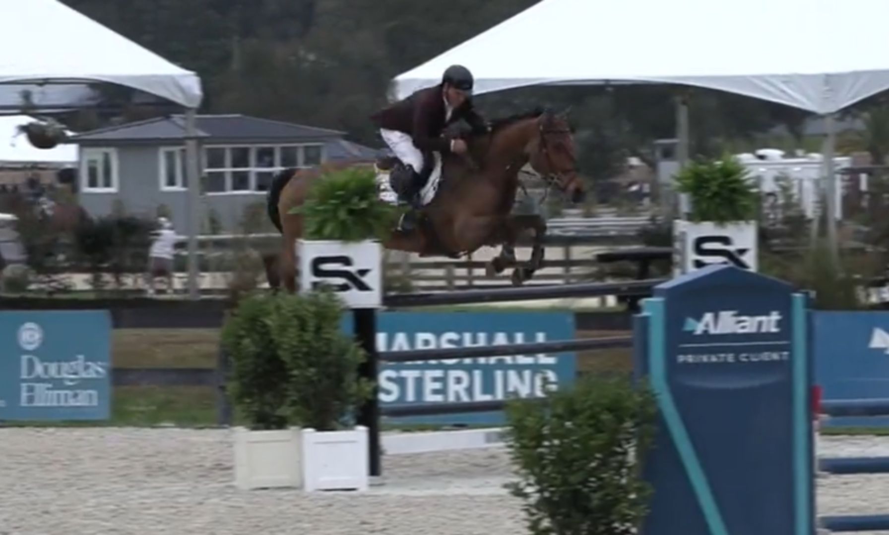 Todd Minikus Sets the Standard in $24,500 HorseFlight Jumper Classic