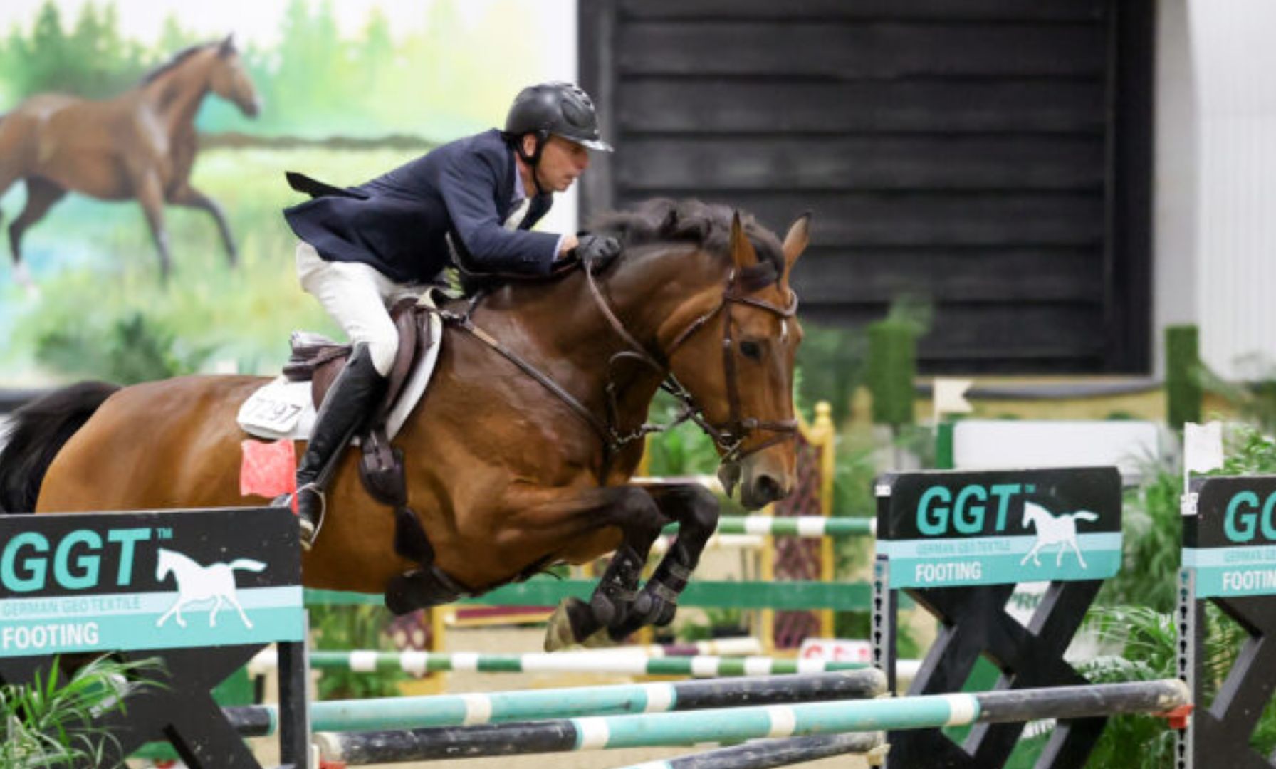 Rinehart Claims Victory in $30,000 Grand Prix