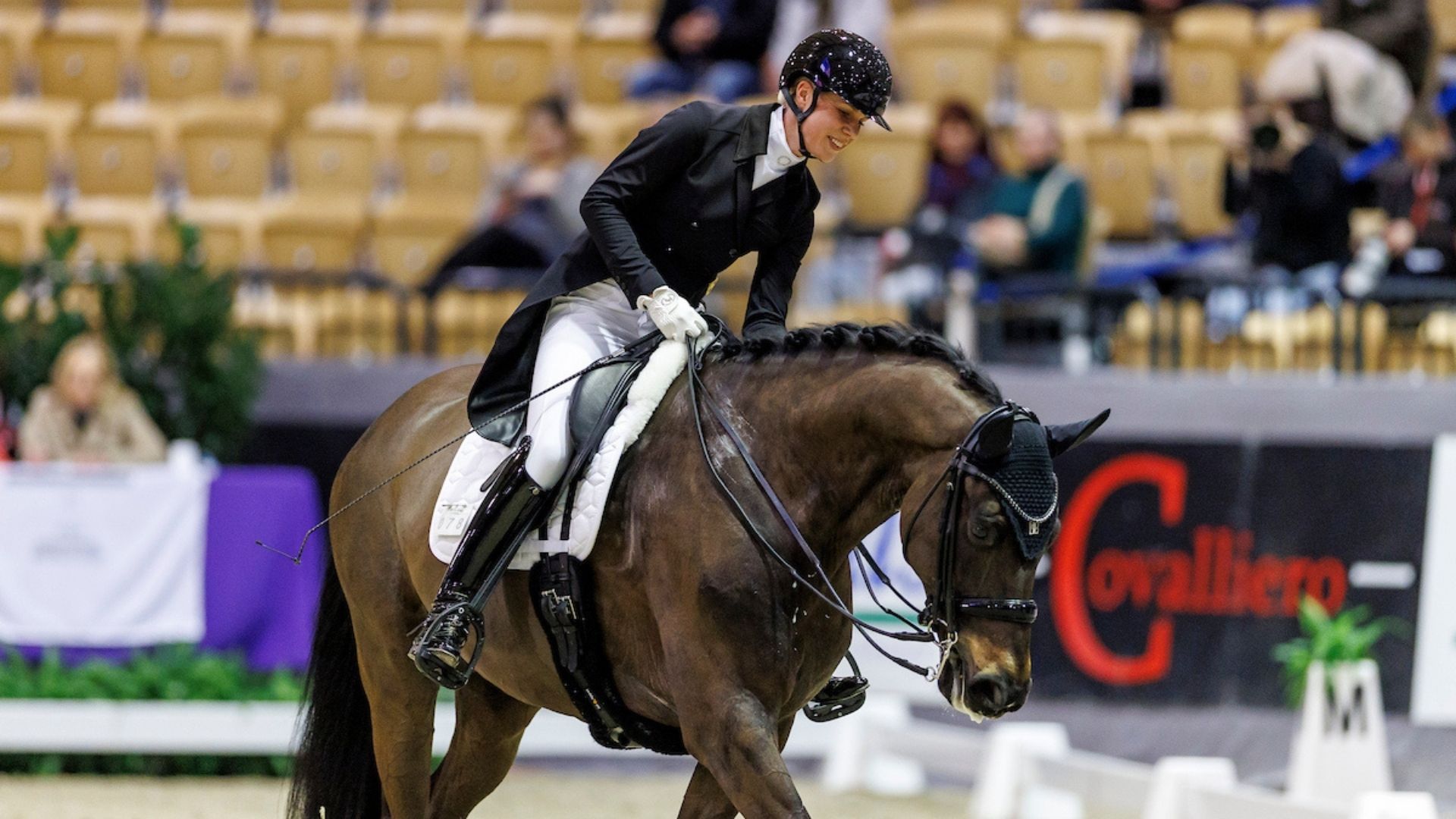 Juliane Brunkhorst und DSP Diamante Negro gewinnen die Qualifikation zum Championat der Pferdestadt Neumünster