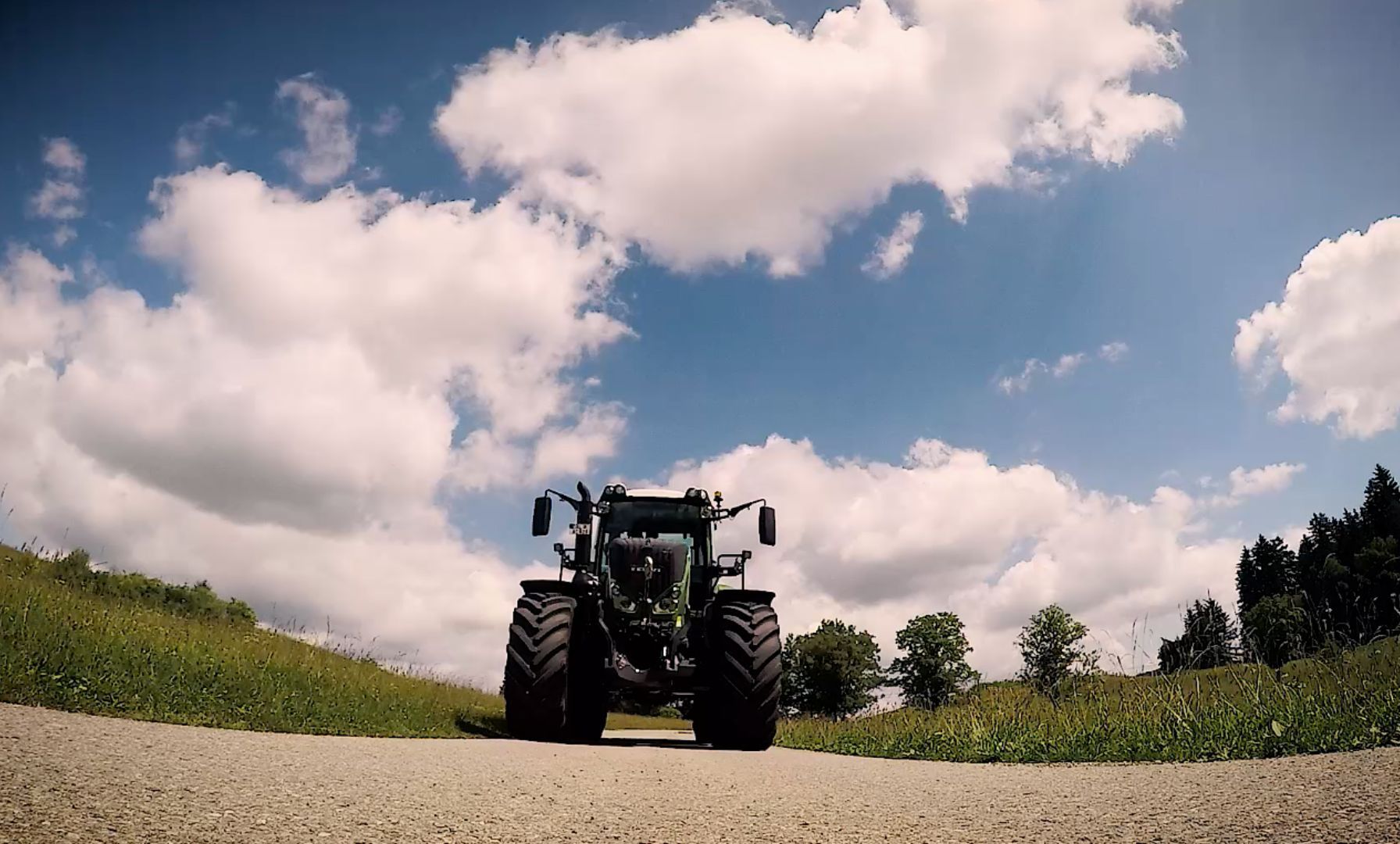 John Deere erneut offizieller Ausrüster des Defender Kentucky Three-Day Events 2025