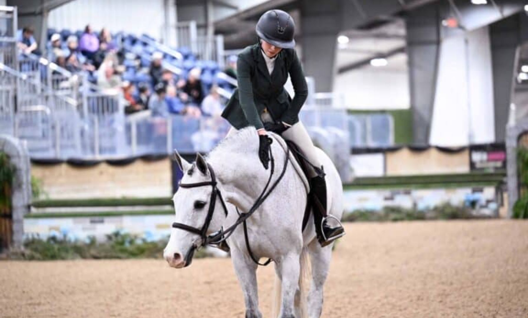 Lizzie Rinehart Dominates USHJA National Non-Pro Hunt-N-Go Derby With One-Two Finish