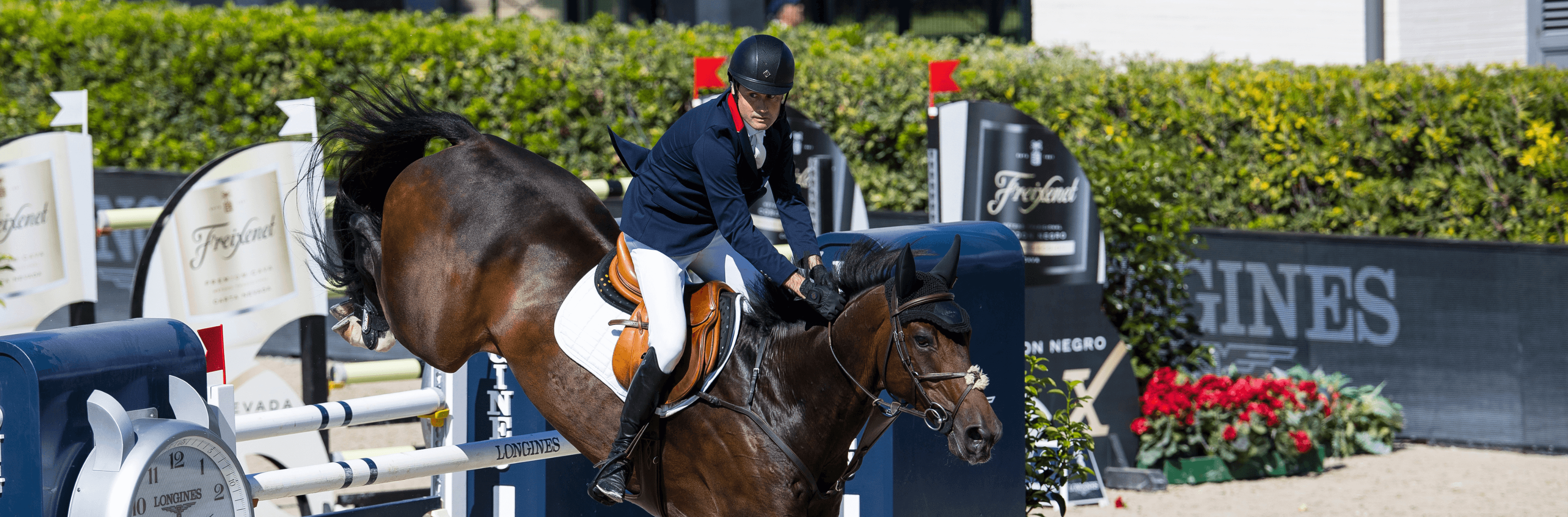 Team Großbritannien holt sich den Sieg bei der Longines League of Nations™-Etappe in St. Tropez–Gassin